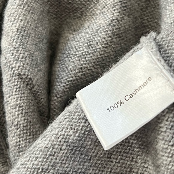 Cashmere Addiction Grey 100% Cashmere Button Up Cardigan - Size M (EUC) - Picture 3 of 9